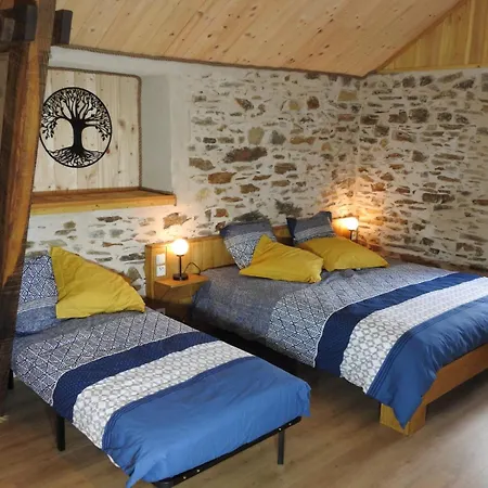Maison d'hôtes D'hotes De Charme Pierres Anciennes, Confort Et Nature